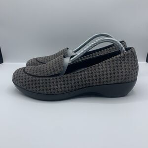 Dansko Women's Debra Gray Houndstooth Loafer SZ 41 Comfort Shoe Style 2204940200